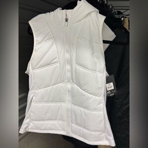 Avia white Quilted Puffer Vest - zipper front & hoodie -XS - NEW (w tags) - $10